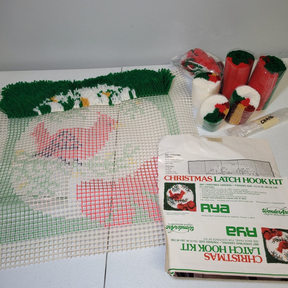 Latch Hook Cardinal Christmas Project Vintage RYA WonderArt 4887 Red‎ Bird 15x15